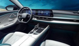 奇瑞艾瑞泽8最新爆料,科技赋能，引领家用轿车新潮流”