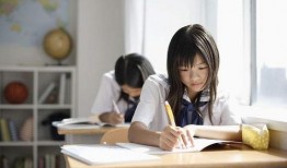 喜感女学霸爆料视频播放,笑料百出引网友热议