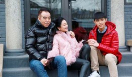 陈飞宇妈妈爆料吃饭视频,陈飞宇妈妈曝光家庭聚餐温馨瞬间